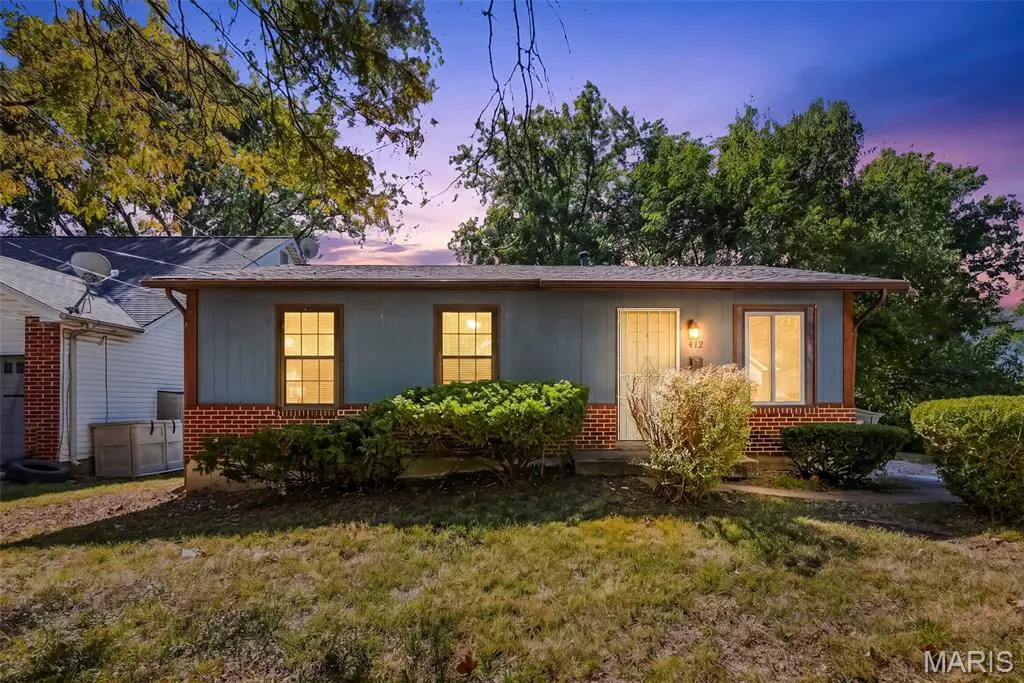 412 New York ST, Kirkwood, MO 63122