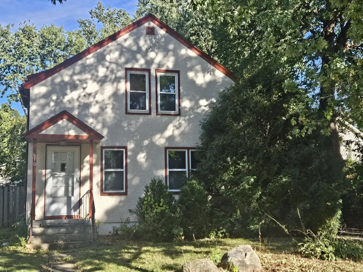 810 Summit AVE, Saint Paul Park, MN 55071