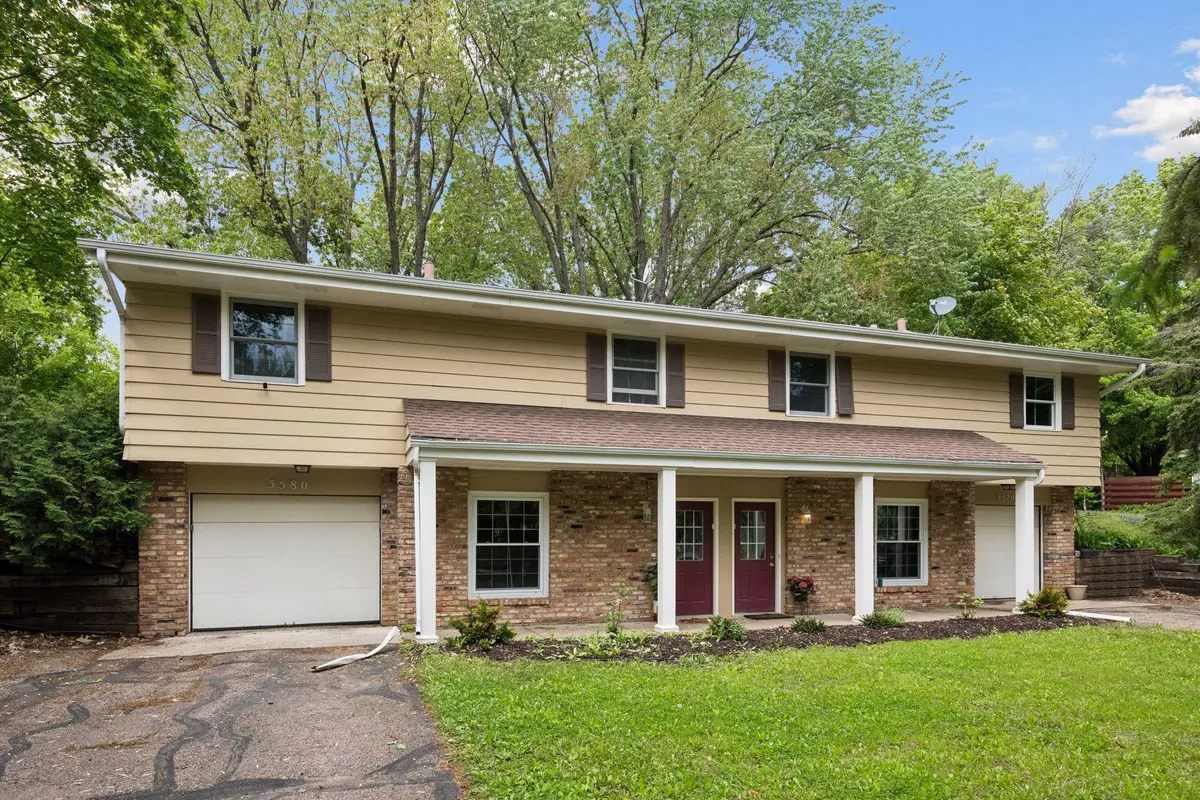 5570 & 5580 Shorewood LN, Excelsior, MN 55331