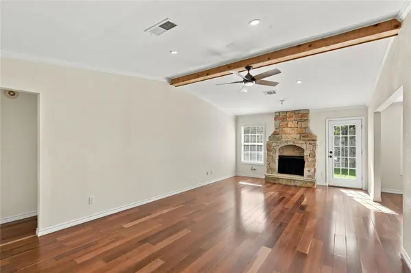 7700 Banpass LN, Austin, TX 78736