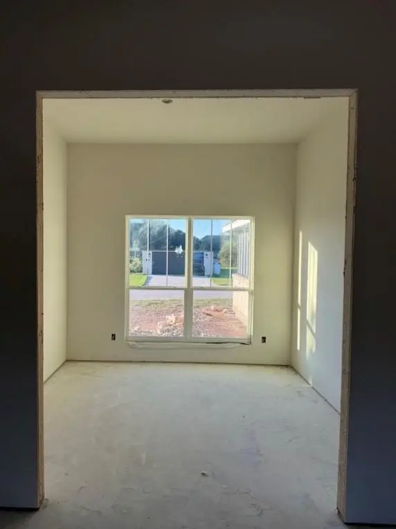 120 Aidan CT, Burnet, TX 78611