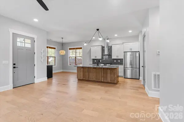85 Temple Church RD, Brevard, NC 28712