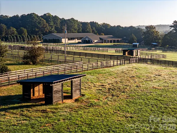 520 Lewis Farm RD, Bessemer City, NC 28016