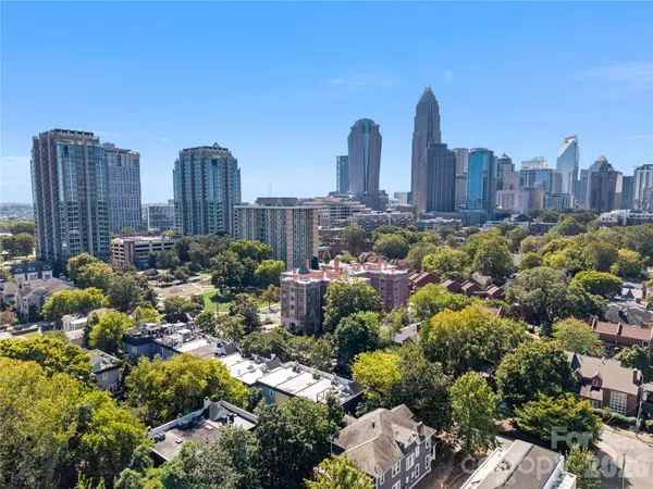 322 W 10th ST, Charlotte, NC 28202