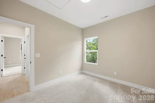 1032 Sycamore AVE, Gastonia, NC 28052