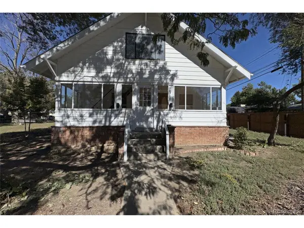 1048 11th, Longmont, CO 80501