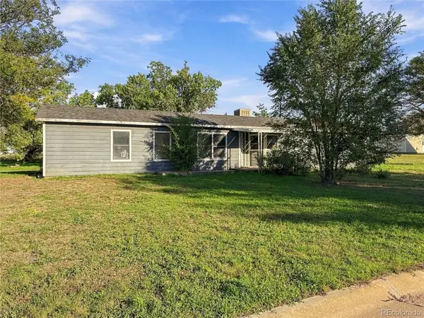 722 Pawnee, Flagler, CO 80815