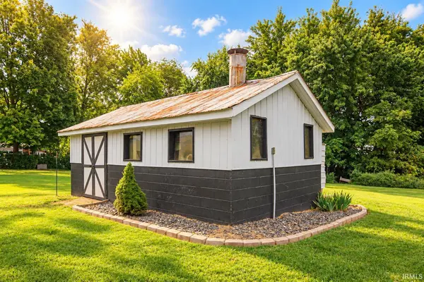 118 S Peerless RD, Evansville, IN 47712