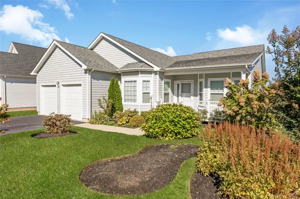 32 Tyler DR, Riverhead, NY 11901