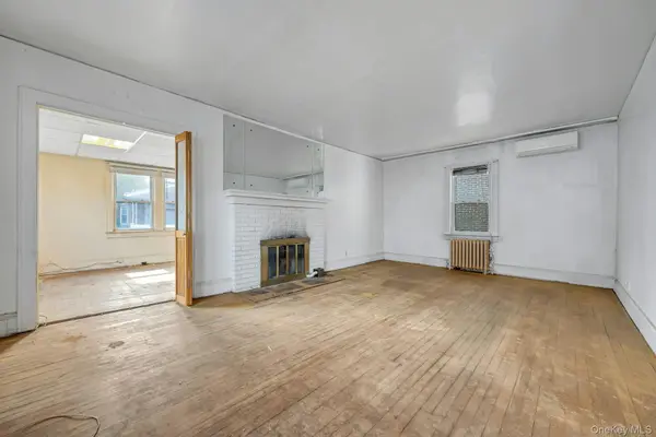 402 Hancock AVE, Mount Vernon, NY 10553