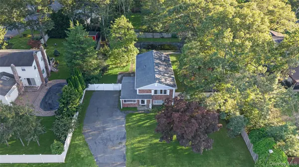 3 Jasper AVE, Patchogue, NY 11772