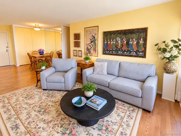 26910 Grand Central #26P, Floral Park, NY 11005