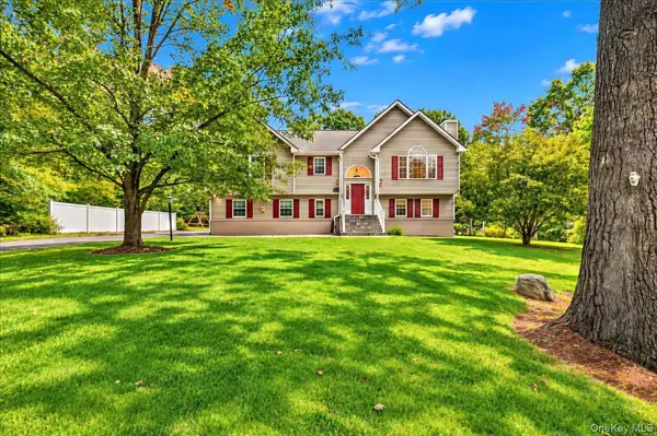 36 Troxell TRL, Carmel, NY 10512