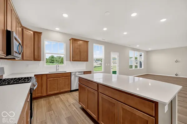 3394 Churchill LN, Whitestown, IN 46075