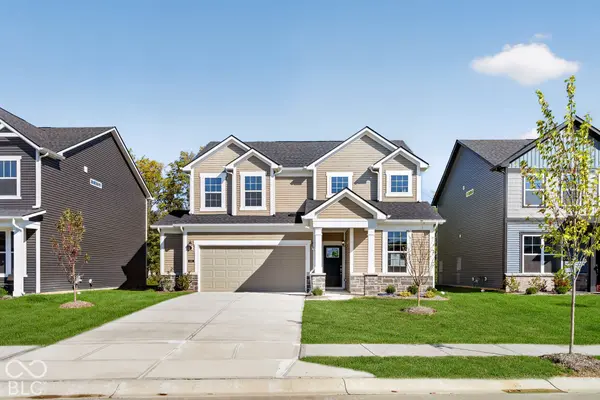 6598 Seattle Slew DR, Whitestown, IN 46075