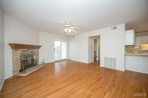 1300 Holgate DR #G6, Unincorporated, MO 63021