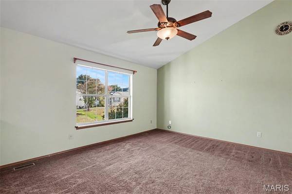 624 Longhorn DR, O'fallon, MO 63368