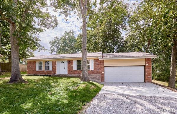 408 Raymond DR, O'fallon, MO 63366