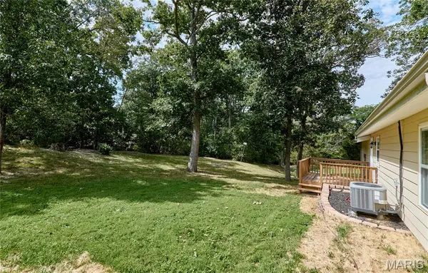 408 Raymond DR, O'fallon, MO 63366