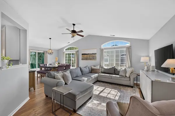 2264 Summerlin DR #2264, Aurora, IL 60503