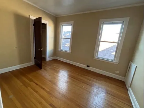 7439 S Prairie AVE, Chicago, IL 60619