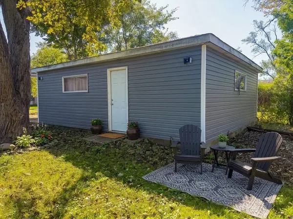 305 WINNEBAGO ST, Park Forest, IL 60466