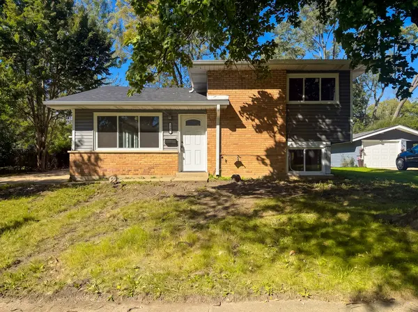305 WINNEBAGO ST, Park Forest, IL 60466