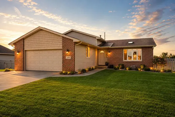 12641 W 108th PL, St. John, IN 46373