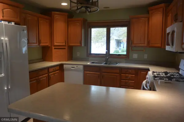 1419 Ranger DR, Glencoe, MN 55336