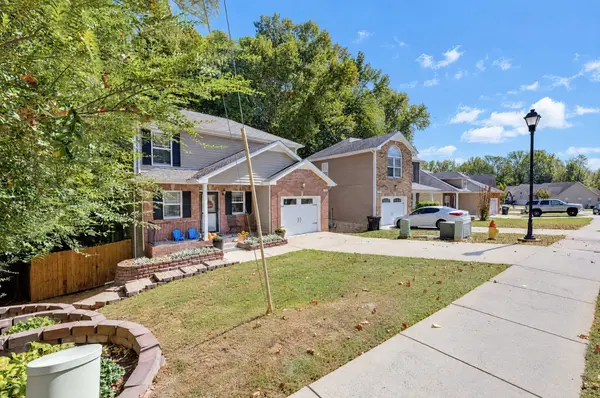 303 David Dr, Clarksville, TN 37040