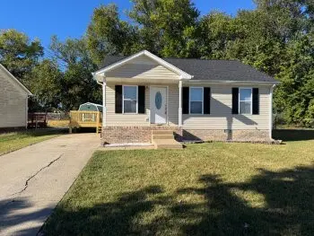 1937 Timberline Cir, Oak Grove, KY 42262