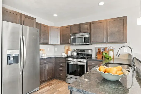 8593 N James Dr, Spokane, WA 99208
