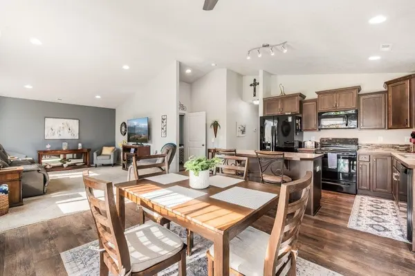 17016 E Nora Ave, Spokane Valley, WA 99016