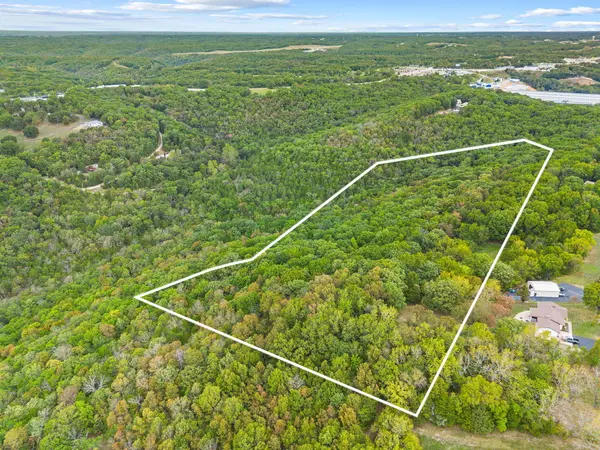 Tbd Green Gables LN, Reeds Spring, MO 65737