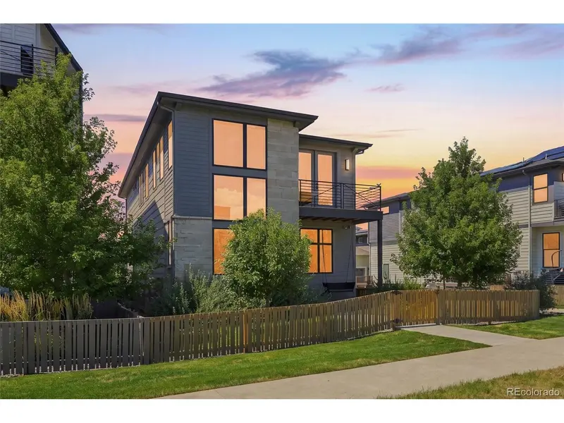 21412 E 61st, Aurora, CO 80019