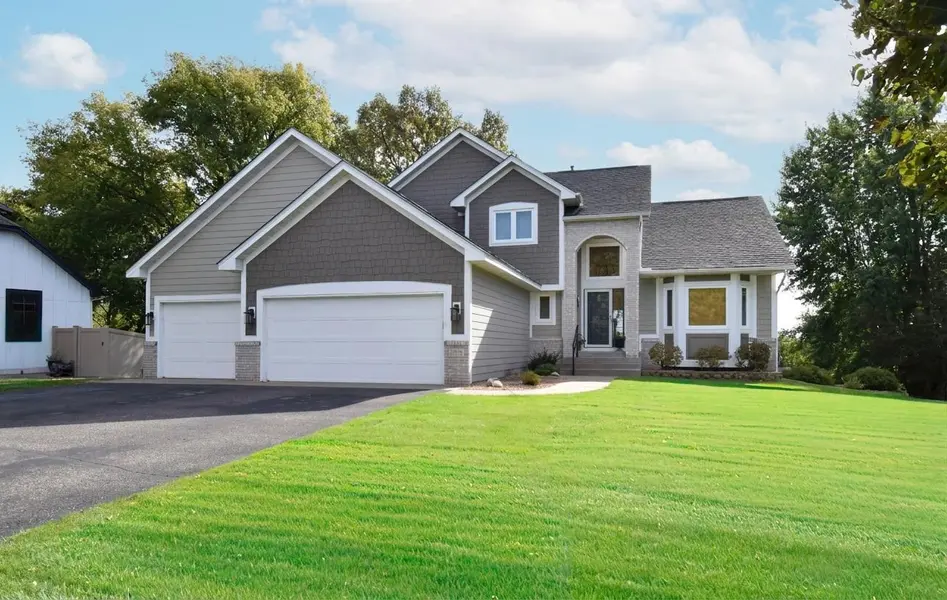 2338 149th AVE NW, Andover, MN 55304