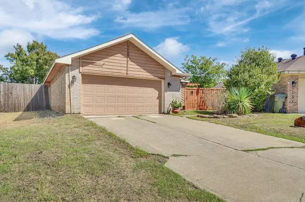 2129 Stradivarius Lane, Carrollton, TX 75007
