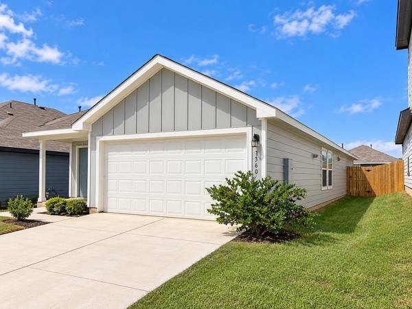 13606 Gunnison Grove Ave, Mustang Ridge, TX 78610