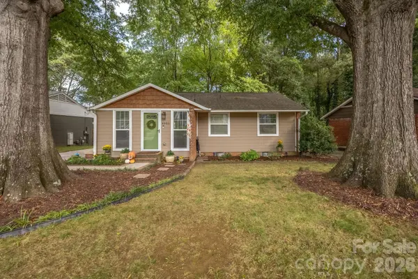 4805 Murrayhill RD, Charlotte, NC 28209