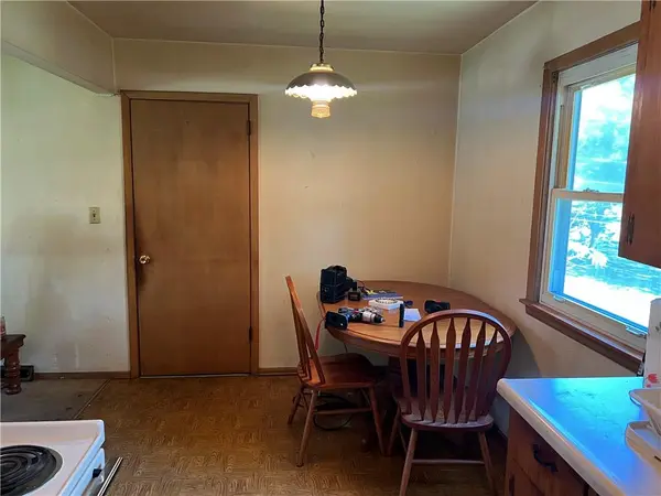 6001 N Michigan PL, Gladstone, MO 64118