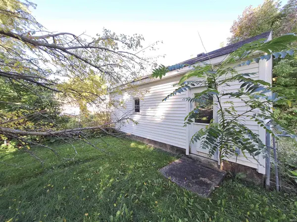 22626 Main ST, Woodburn, IN 46797