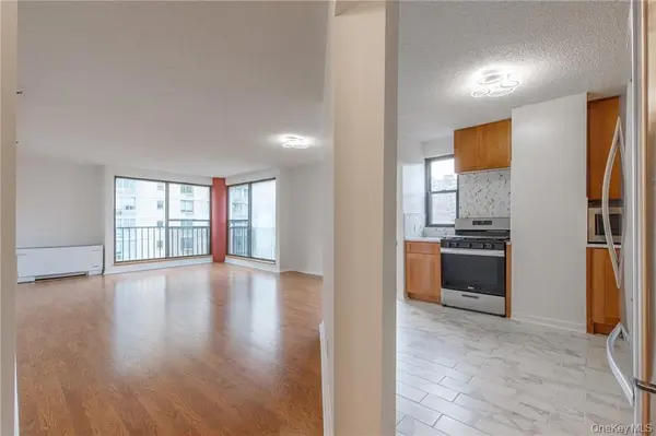 10 Cottage PL #7C, White Plains, NY 10601