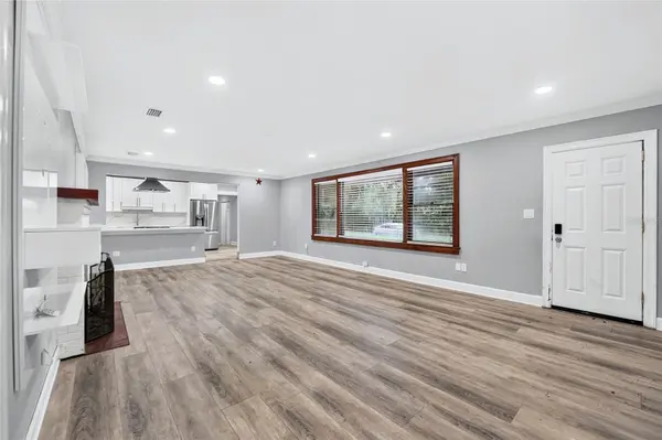 2016 NW 7TH PL, Gainesville, FL 32603