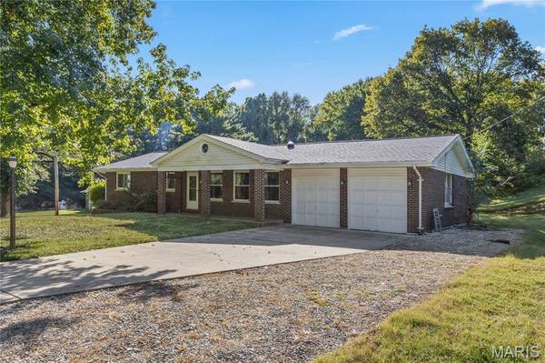 11201 Jerries LN, Unincorporated, MO 63136