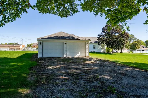 406 E Cherry ST, Chatsworth, IL 60921