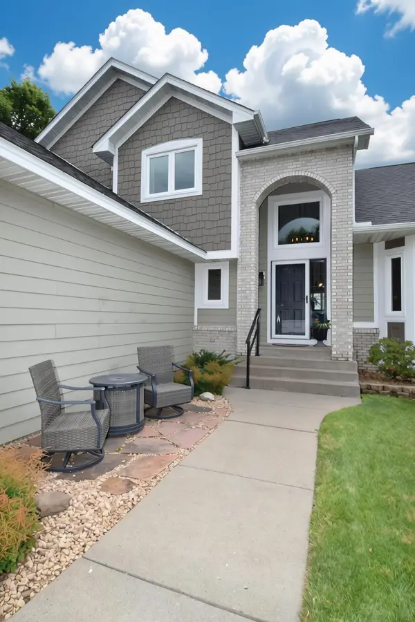 2338 149th AVE NW, Andover, MN 55304