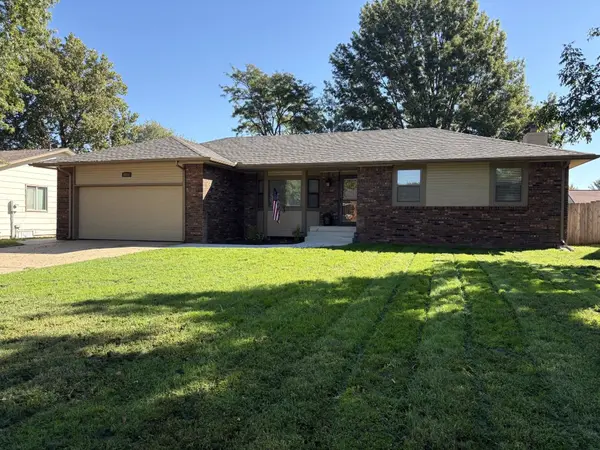 1844 N Evergreen Ln, Wichita, KS 67212