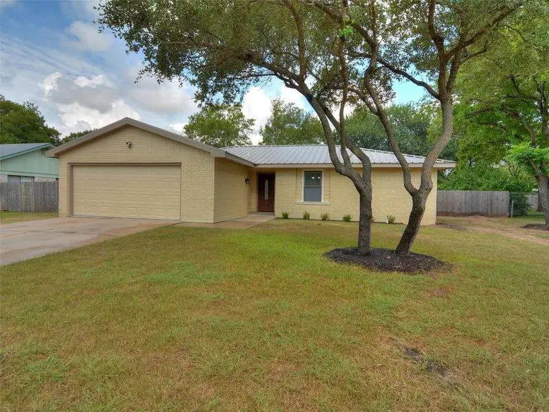 1004 Green Meadow DR, Round Rock, TX 78664