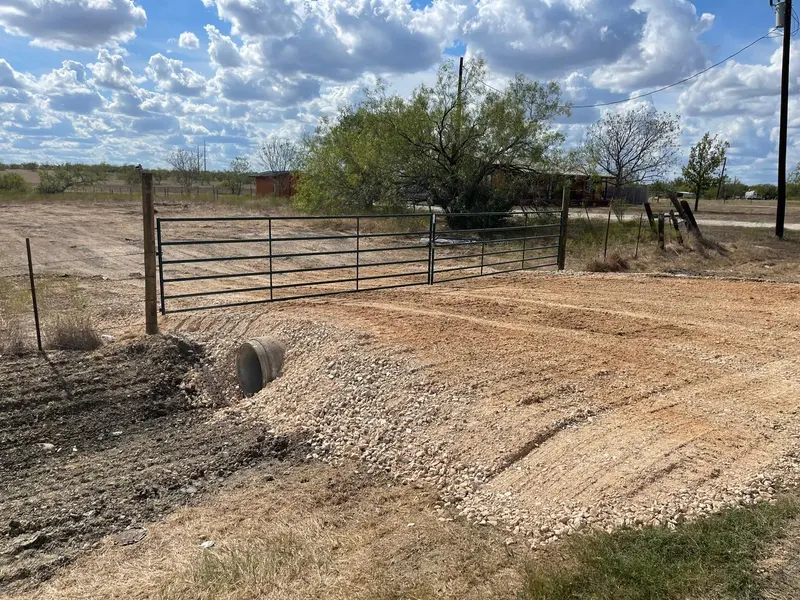000 00000 FM 1854, Dale, TX 78616