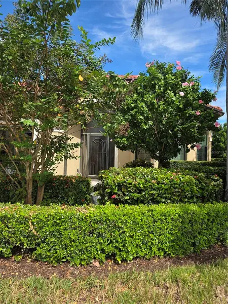Sarasota, FL 34243